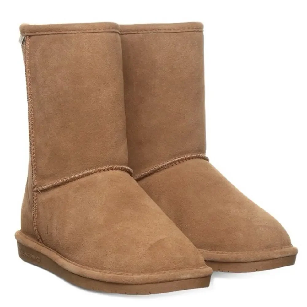 NWT Bearpaw Suede Shorty Boot in Eggplant SZ 8